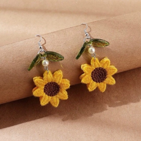 Sunflower Drop Earrings - Picture 2 of 5